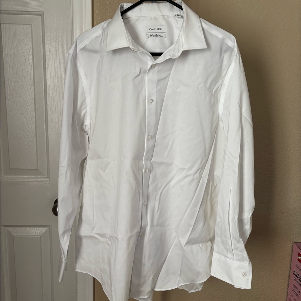 Calvin Klein Men's Crisp White Dress Shirt